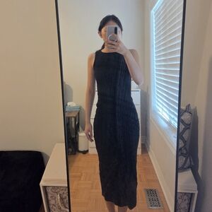 H&M Black Sleeveless Halter Maxi Dress